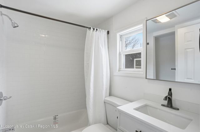 36 Country Club Drive, Saugerties, NY 12477