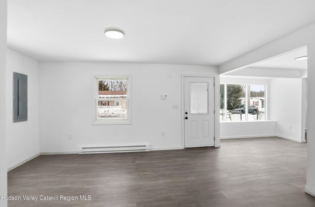 36 Country Club Drive, Saugerties, NY 12477