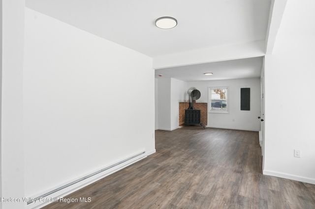 36 Country Club Drive, Saugerties, NY 12477