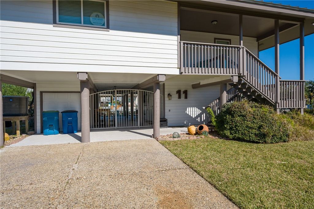 11 Luau Lane, Rockport, TX 78382 — photo 3