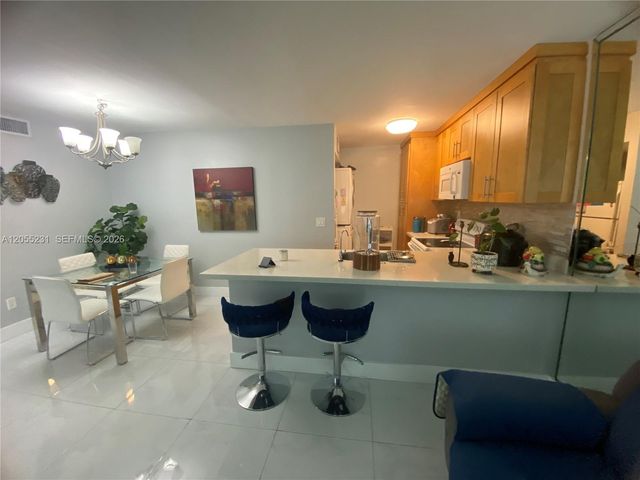 2570 W 67th Pl 12-2, Hialeah, FL 33016