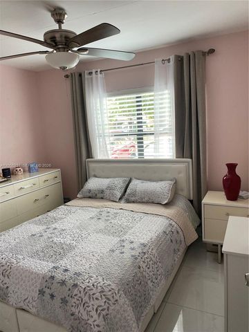 2570 W 67th Pl 12-2, Hialeah, FL 33016