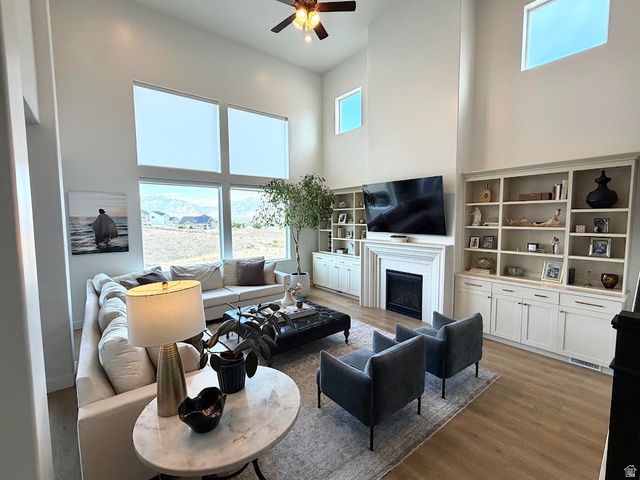 1368 W WASATCH DR, Saratoga Springs, UT 84045