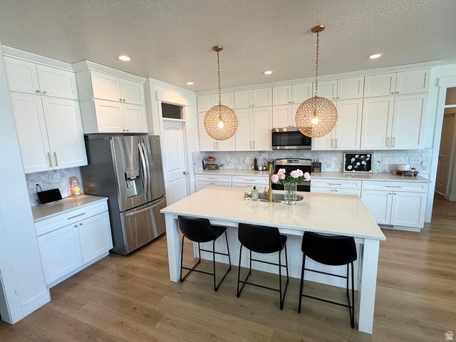 1368 W WASATCH DR, Saratoga Springs, UT 84045