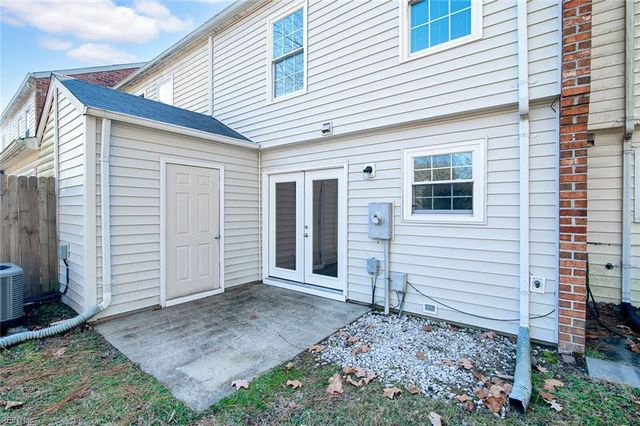 2403 London Company WAY, Williamsburg, VA 23185