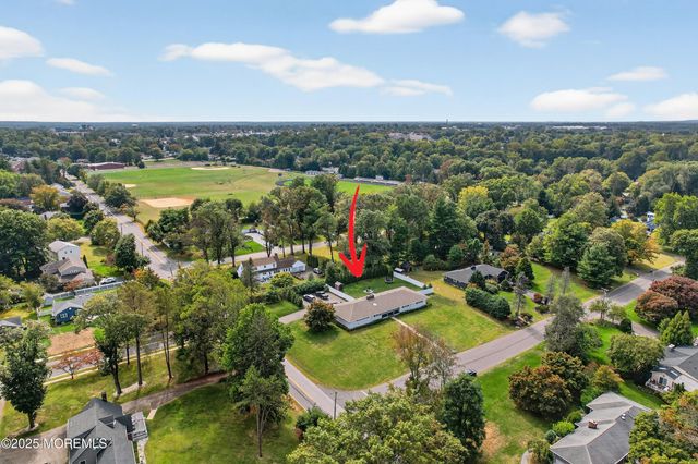 8 Lake Drive, Freehold, NJ 07728