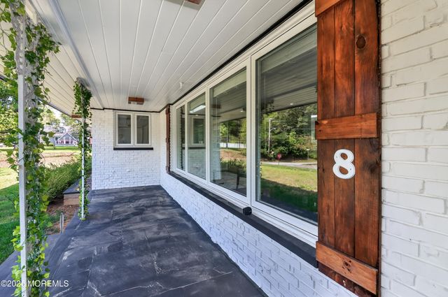 8 Lake Drive, Freehold, NJ 07728