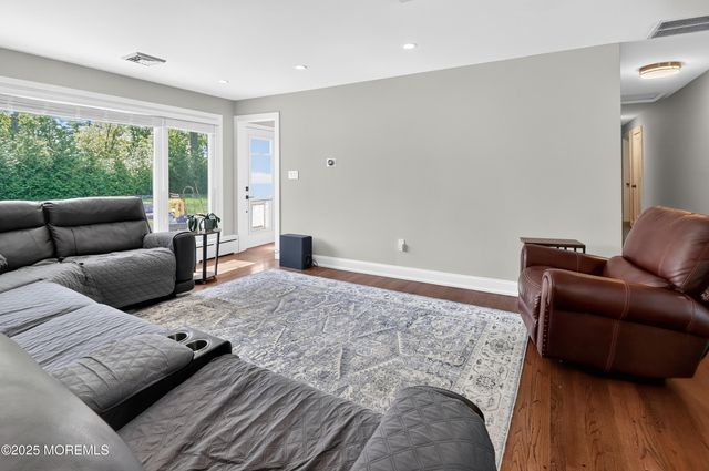 8 Lake Drive, Freehold, NJ 07728