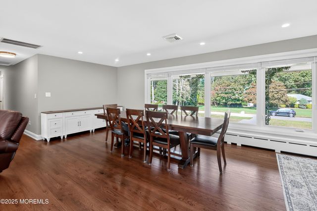 8 Lake Drive, Freehold, NJ 07728