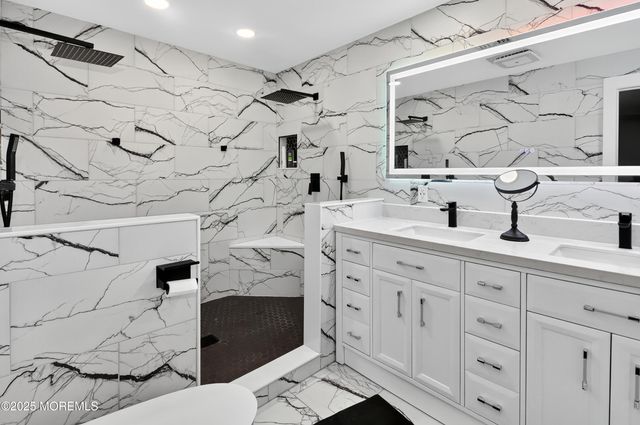 8 Lake Drive, Freehold, NJ 07728