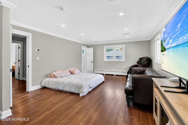 8 Lake Drive, Freehold, NJ 07728