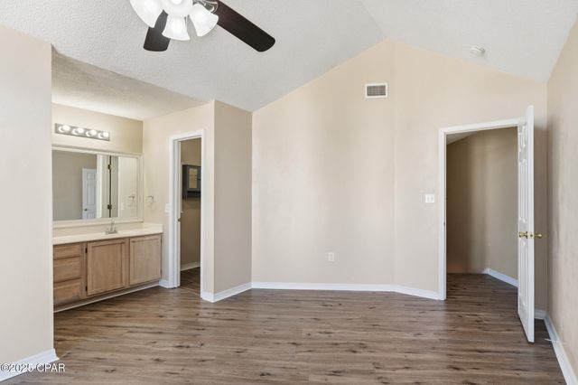 7242 Grimms Landing, Navarre, FL 32566