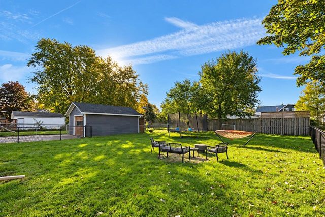 333 W 11TH AVENUE, Oshkosh, WI 54902