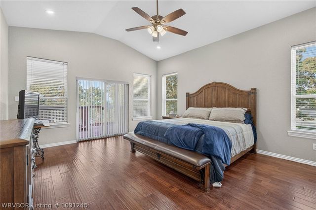 8535 Crestline Drive, Hackett, AR 72937