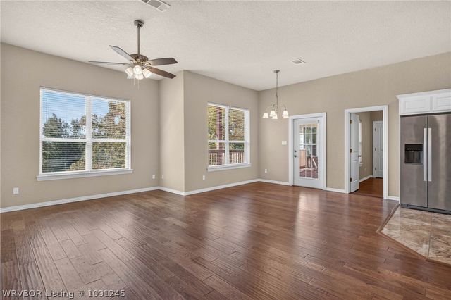 8535 Crestline Drive, Hackett, AR 72937