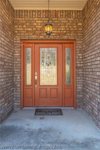 8535 Crestline Drive, Hackett, AR 72937
