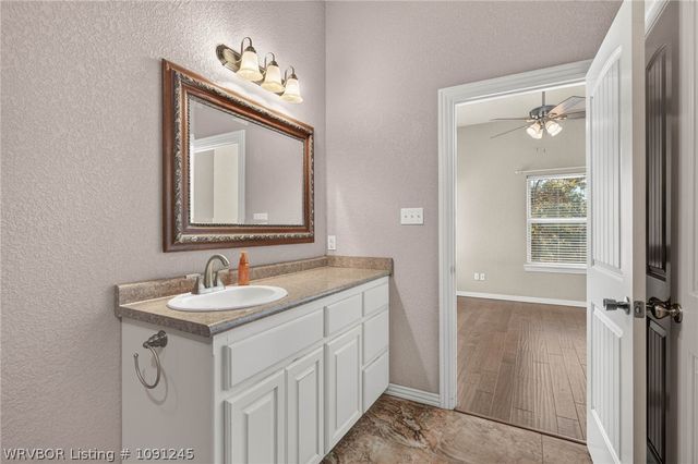 8535 Crestline Drive, Hackett, AR 72937