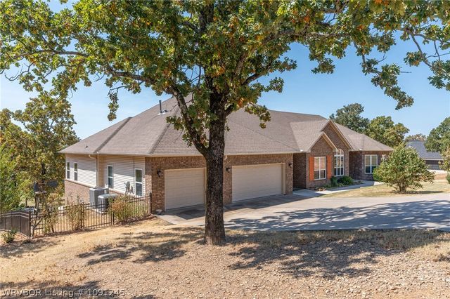 8535 Crestline Drive, Hackett, AR 72937