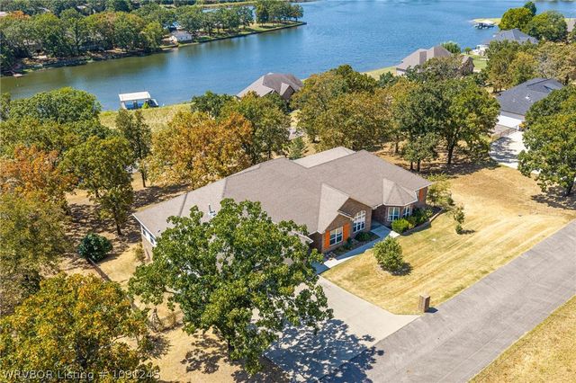 8535 Crestline Drive, Hackett, AR 72937