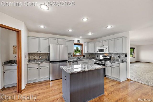23815 Carleton West Road, Sumpter Township, MI 48111