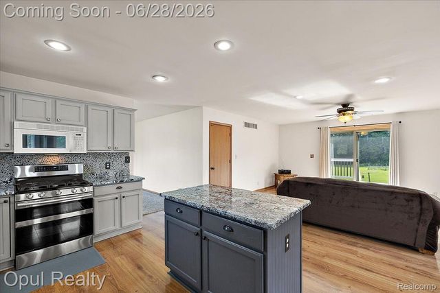 23815 Carleton West Road, Sumpter Township, MI 48111