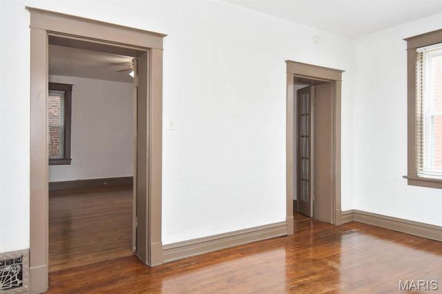 3302 9th Street A, St Louis, MO 63118