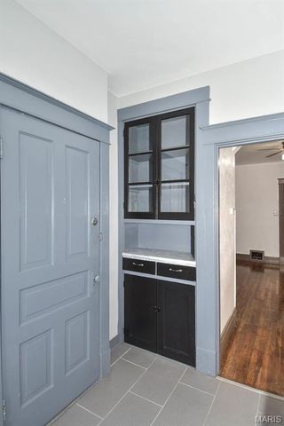 3302 9th Street A, St Louis, MO 63118