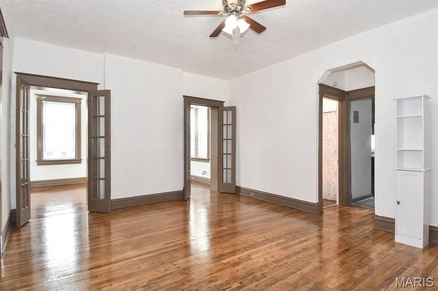 3302 9th Street A, St Louis, MO 63118