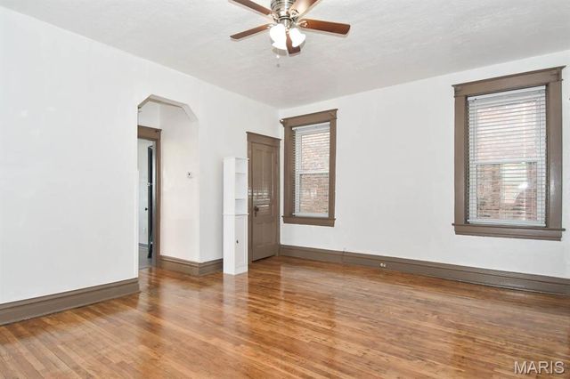 3302 9th Street A, St Louis, MO 63118