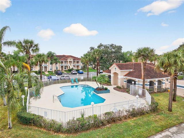 13917 TIMBERLAND DRIVE 201, Orlando, FL 32824