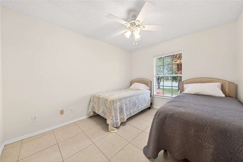 Image 29 of property listing at 13917 TIMBERLAND DRIVE 201, Orlando, FL 32824