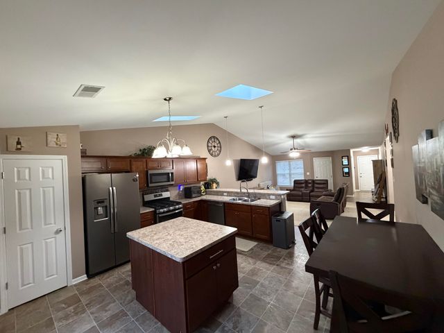 595 W 85th Drive, Merrillville, IN 46410