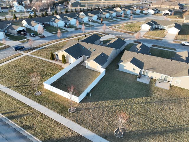 595 W 85th Drive, Merrillville, IN 46410