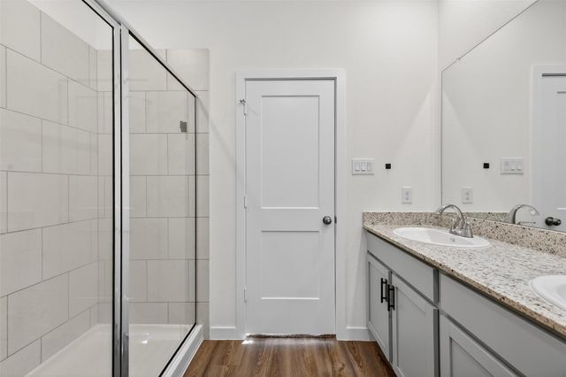 3914 Windy Whisper Drive, Brookshire, TX 77423