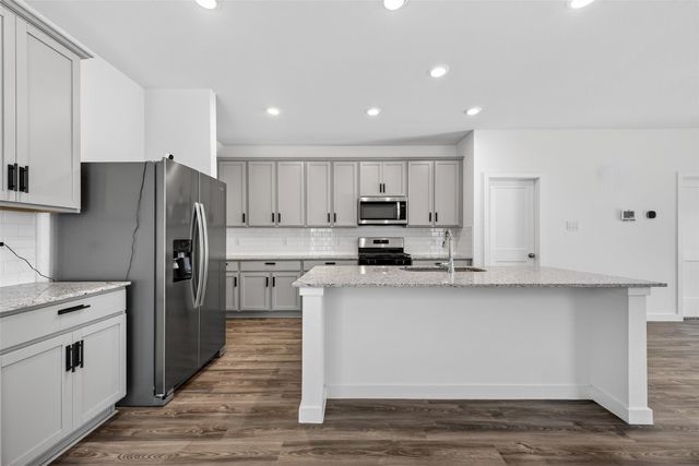 3914 Windy Whisper Drive, Brookshire, TX 77423