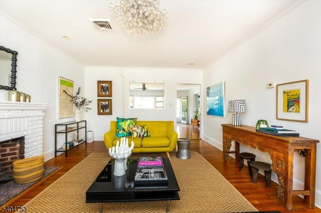 124 Essex Ave, Glen Ridge Boro Twp., NJ 07028