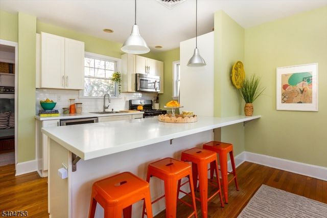 124 Essex Ave, Glen Ridge Boro Twp., NJ 07028