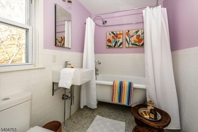 124 Essex Ave, Glen Ridge Boro Twp., NJ 07028