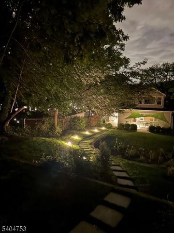 124 Essex Ave, Glen Ridge Boro Twp., NJ 07028