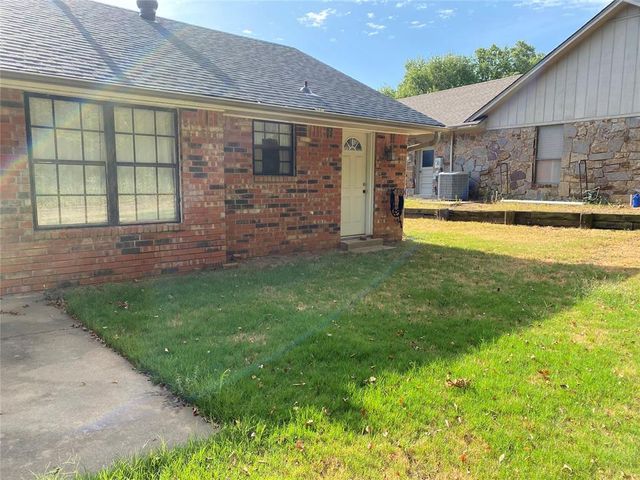 42 Northridge Road, Shawnee, OK 74804