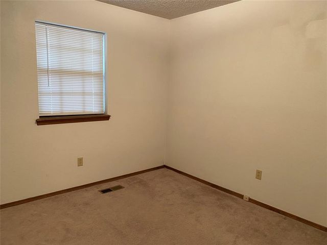 42 Northridge Road, Shawnee, OK 74804