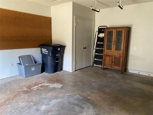 42 Northridge Road, Shawnee, OK 74804