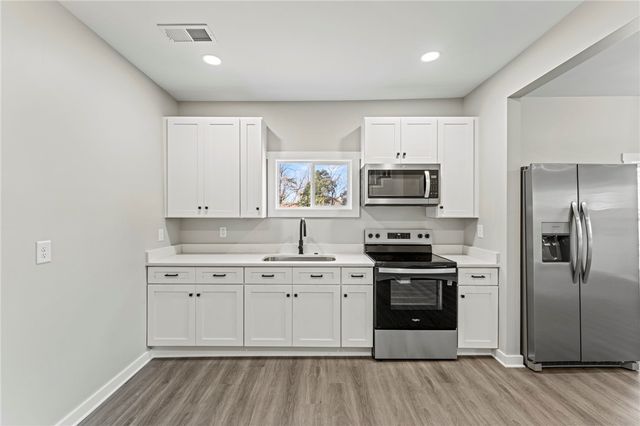 8 Powell Street, Seneca, SC 29678