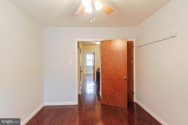 2421 VISTA ST, Philadelphia, PA 19152