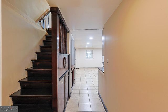 2421 VISTA ST, Philadelphia, PA 19152