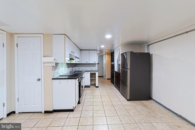 2421 VISTA ST, Philadelphia, PA 19152