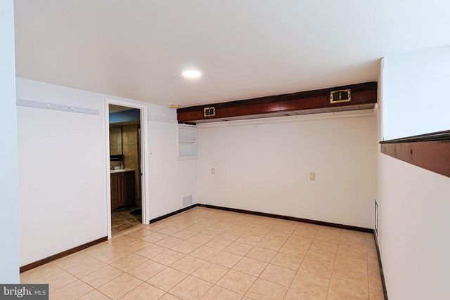 2421 VISTA ST, Philadelphia, PA 19152