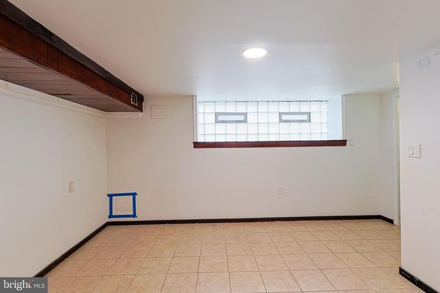 2421 VISTA ST, Philadelphia, PA 19152