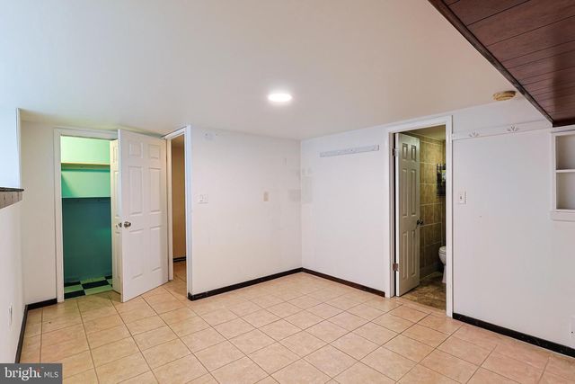 2421 VISTA ST, Philadelphia, PA 19152