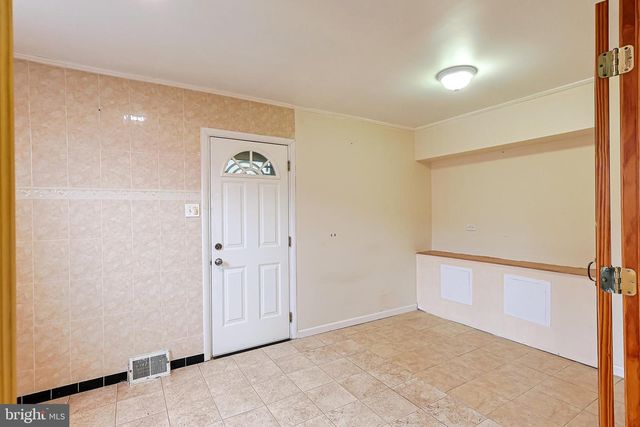 2421 VISTA ST, Philadelphia, PA 19152